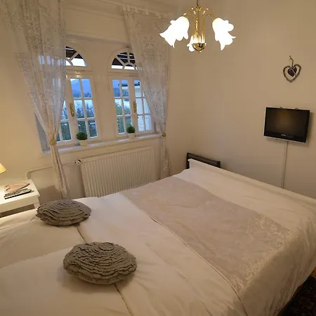 Villa Elasan *